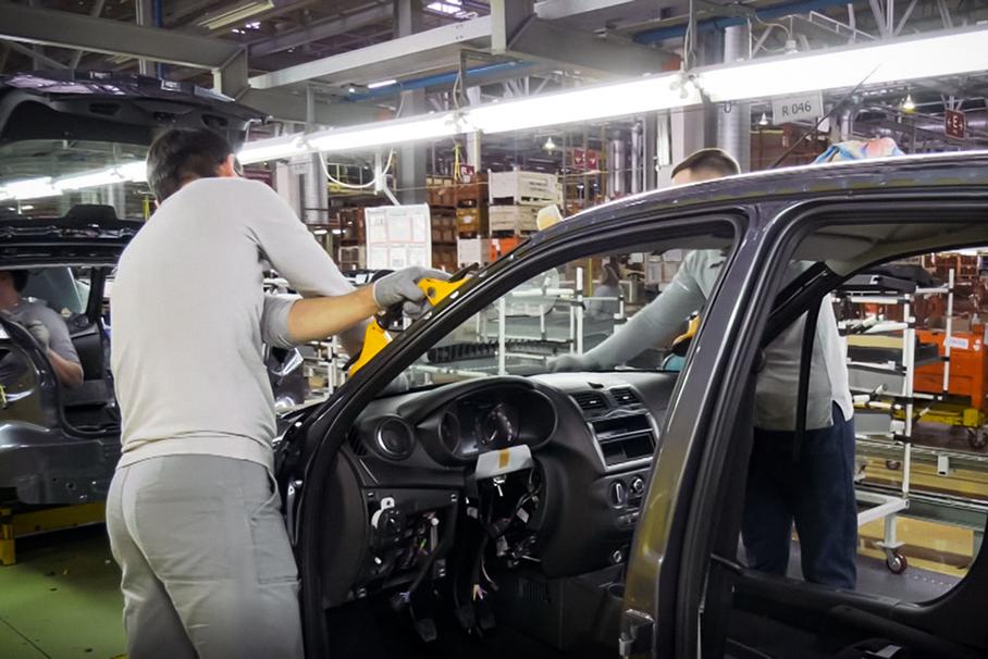 АвтоВАЗу снова не хватает деталей для сборки Lada Granta