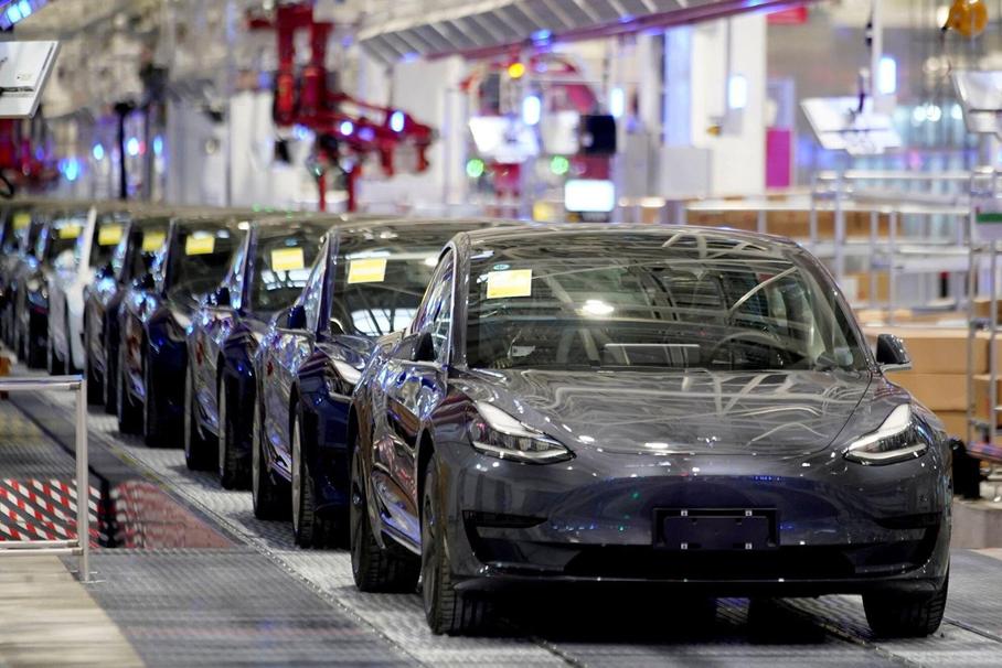 Tesla хочет сделать электромобили для КНР «более китайскими»