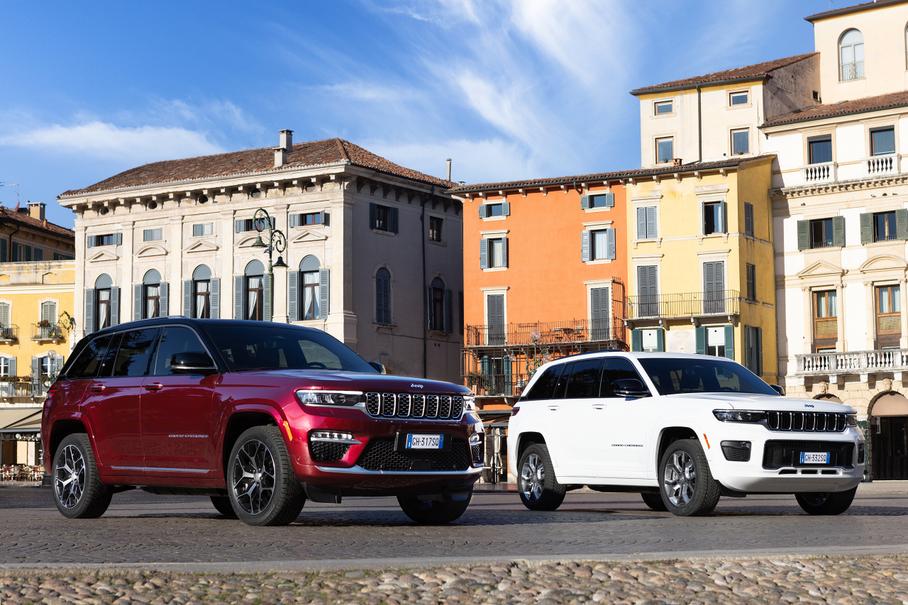 Гибридный Jeep Grand Cherokee 4xe добрался до Европы