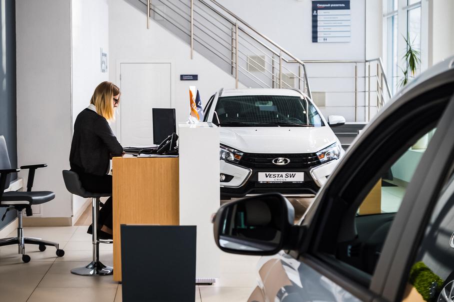 АвтоВАЗ готовит новое повышение цен на Lada