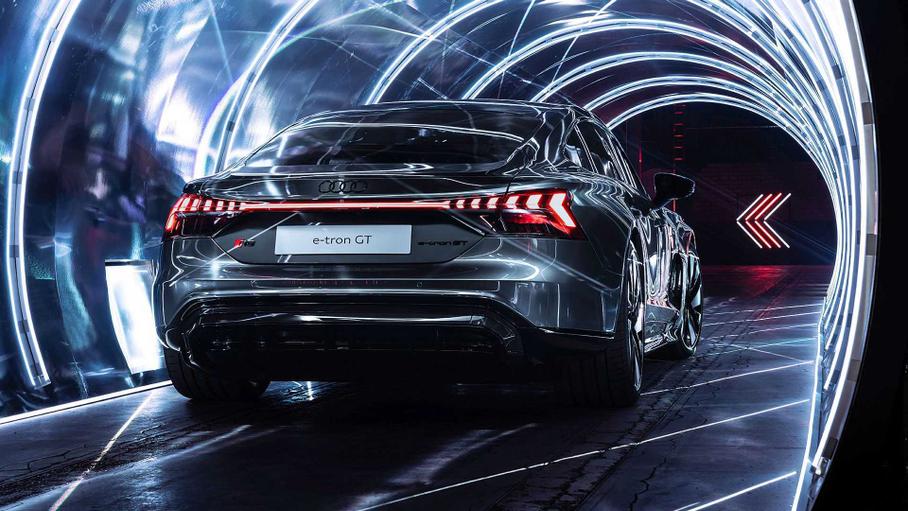 RS e-tron GT