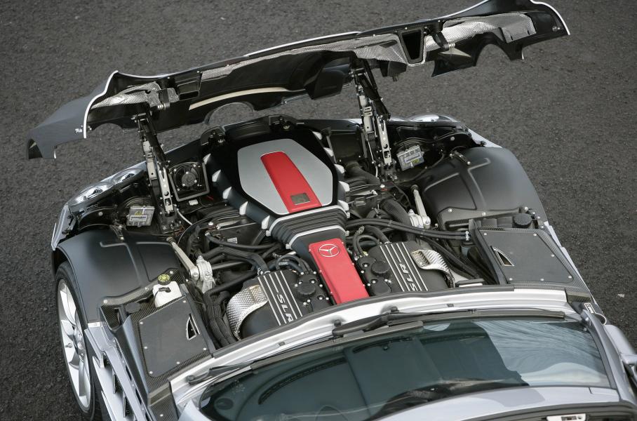 Под капотом Mercedes-Benz SLR McLaren Roadster
