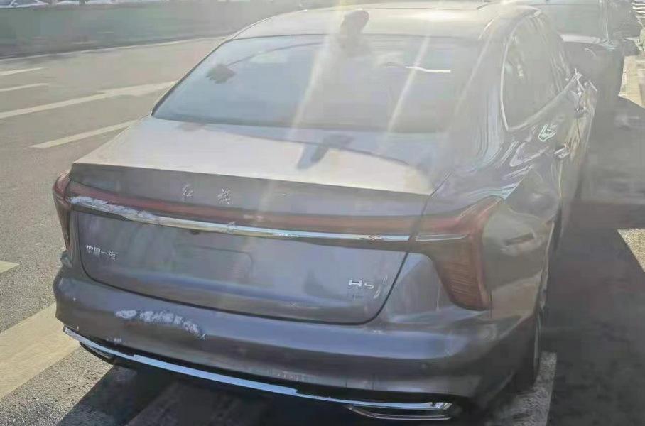 Новый Hongqi H5, autohome.com.cn / @wuyunfenghua