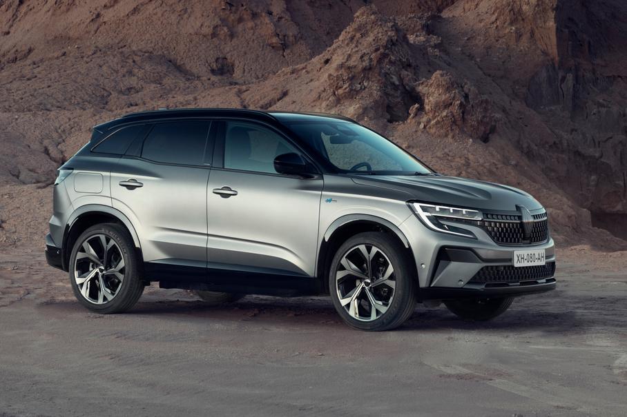 Премиальная Mazda CX-60, кроссовер Renault Austral и обновлённые Volvo S60/V60: главное за неделю
