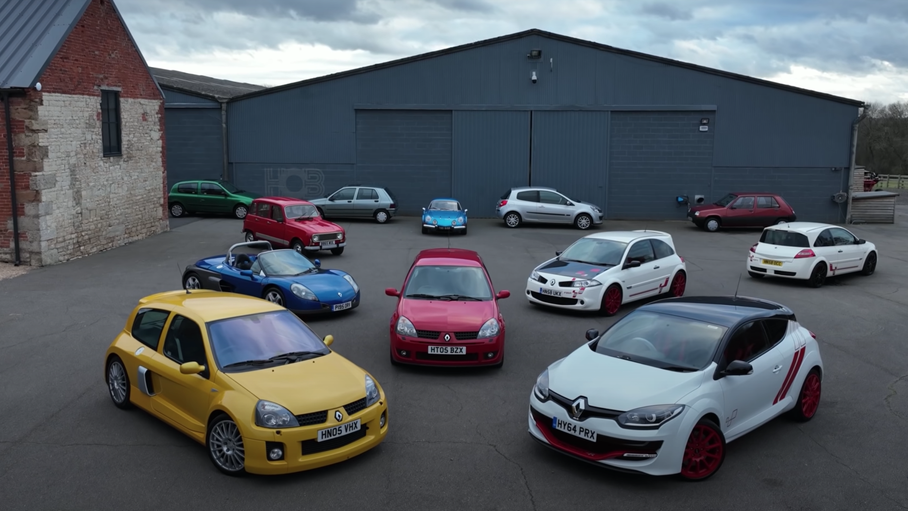На торги выставили собрание «горячих» Renault