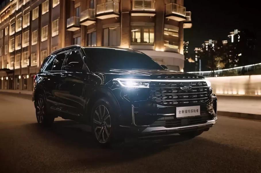 Рестайлинговый Ford Explorer: новые фотографии