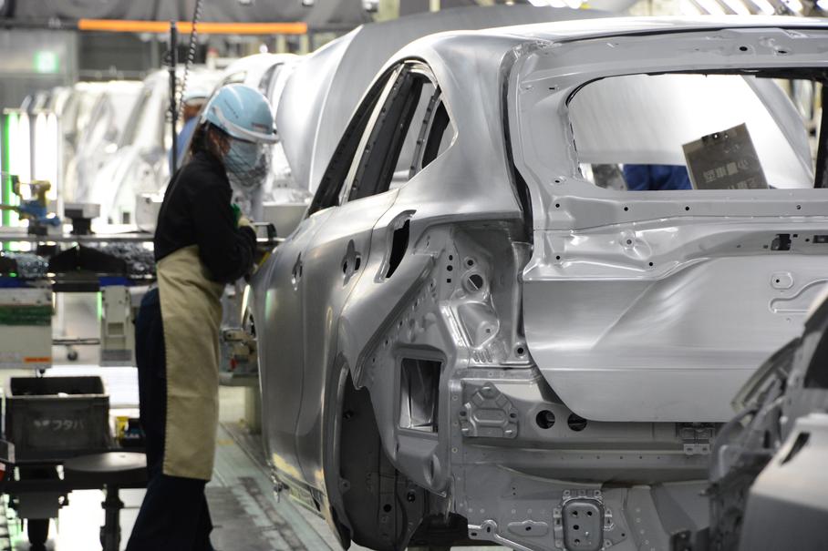 Toyota и Nissan останавливают заводы из-за землетрясения