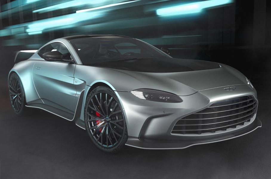 Интерьер Mercedes-Benz EQS SUV, экстерьер нового Maserati GranTurismo и «вулканический» Lexus LC: главное за неделю