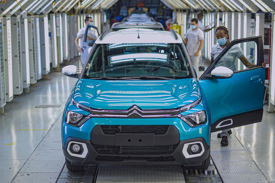 Citroen запустил в серию «народный» кросс-хэтчбек