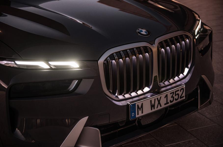 В автомобилях BMW появится «искусственный мозг»