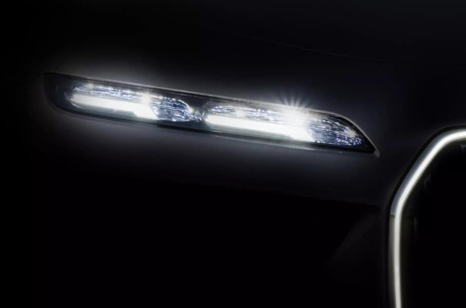 Раскрыта внешность электрической «семерки» BMW