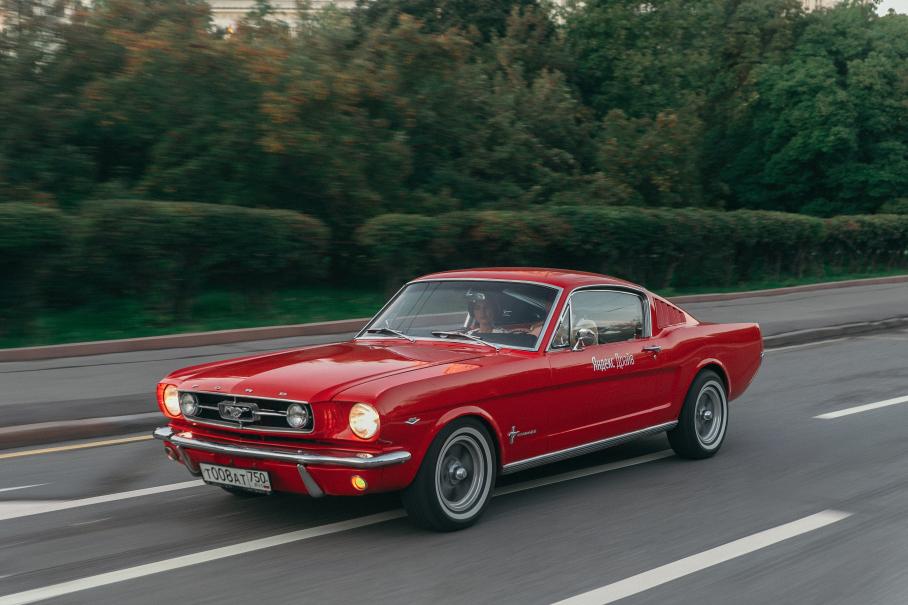 Ford Mustang в «Яндекс.Драйве»