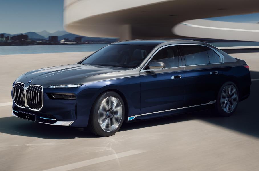 У новой BMW 7 серии появилась первая спецверсия