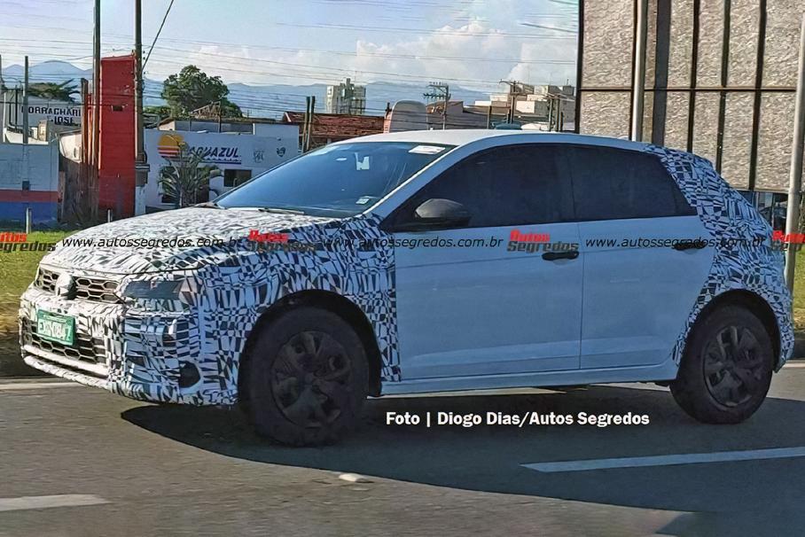 Volkswagen Polo Track во время дорожных испытаний