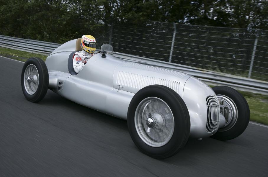 Mercedes-Benz W25