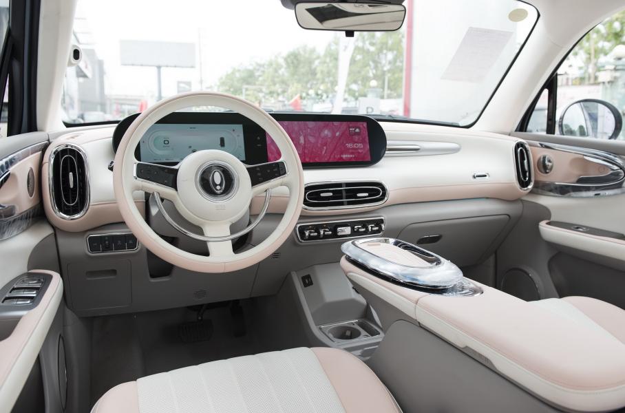 Интерьер Ora Ballet Cat, autohome.com.cn