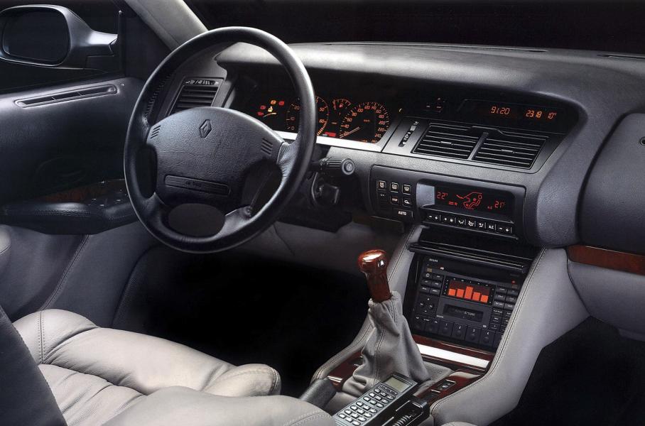 Салон Renault Safrane Biturbo