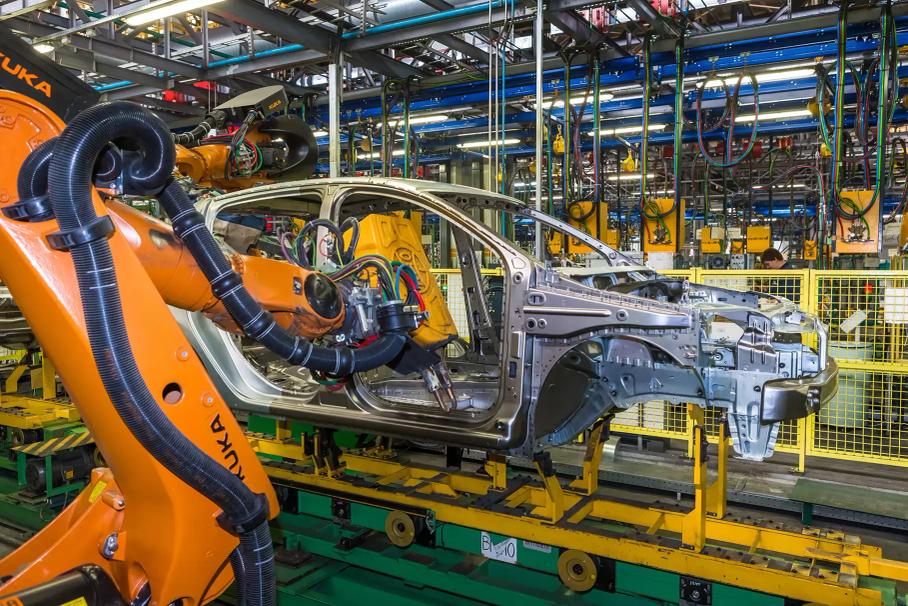 АвтоВАЗ покинули два последних автомобиля Renault
