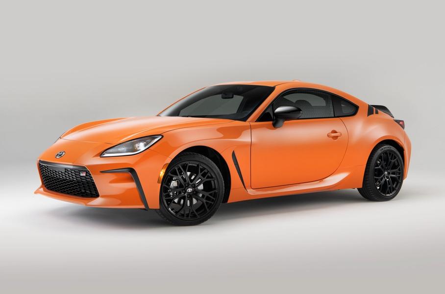 Для американцев выпустили оранжевую спецверсию Toyota GR 86