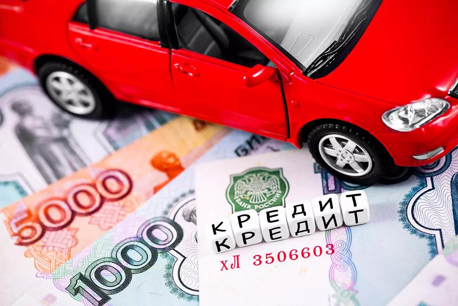 Средний размер автокредита в России вновь начал расти