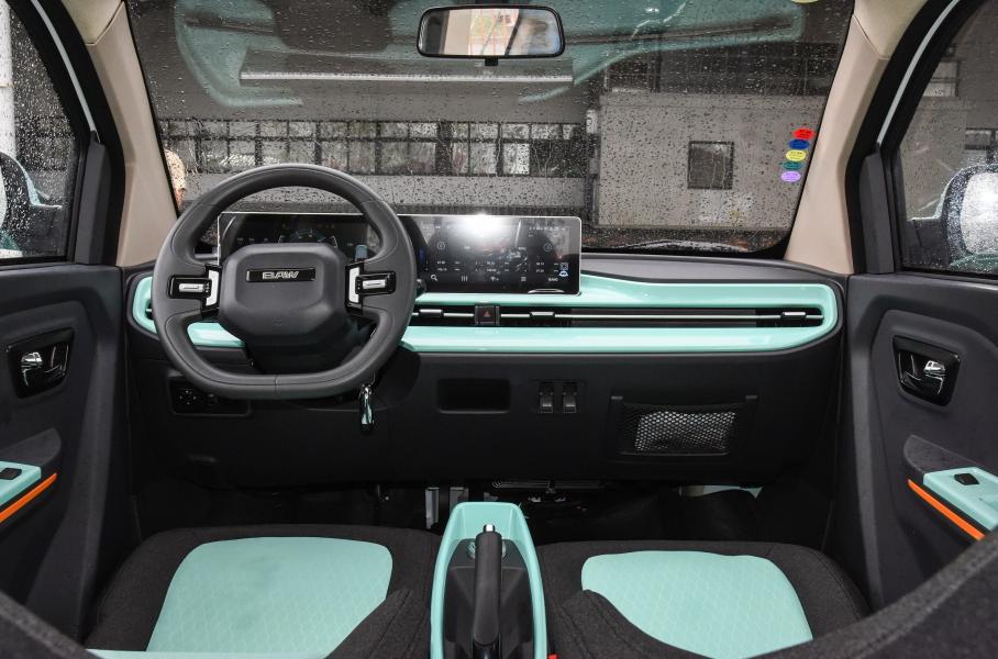 Интерьер BAW Yuanbao, autohome.com.cn
