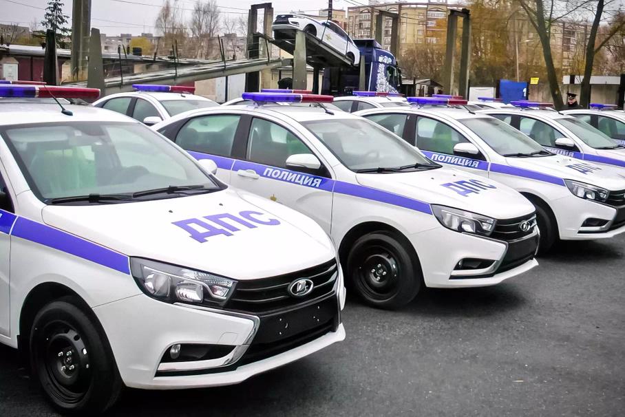 Патрульные автомобили ГИБДД научатся распознавать лица