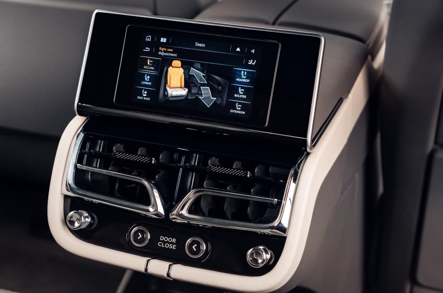 Удлиненный Bentley Bentayga получил «самые совершенные» кресла в мире