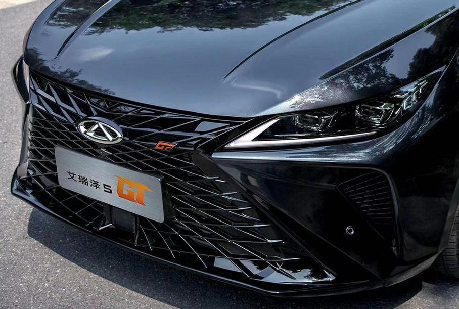 Раскрыт календарь новинок Chery на 2022 год