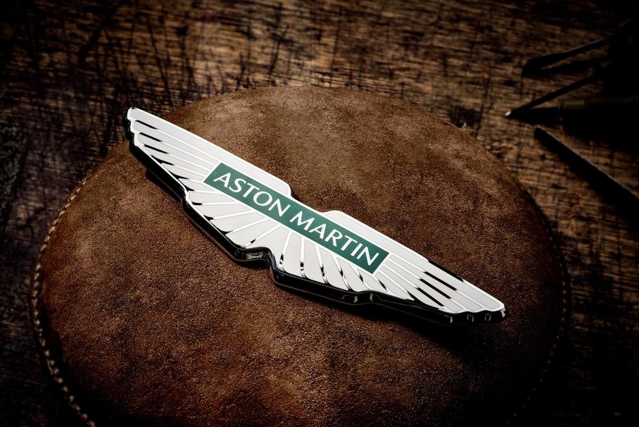 Aston Martin обновил логотип