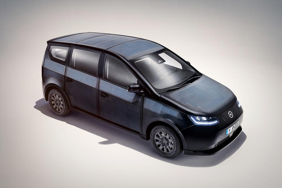 Создан электрокар на солнечных батареях по цене Lada Largus