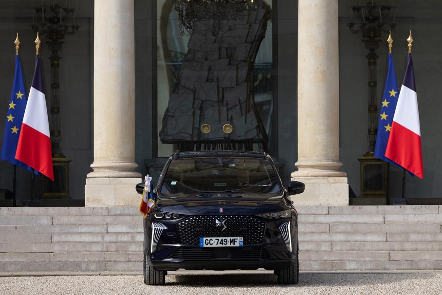  Автомобиль для президента: представлен обновленный DS 7