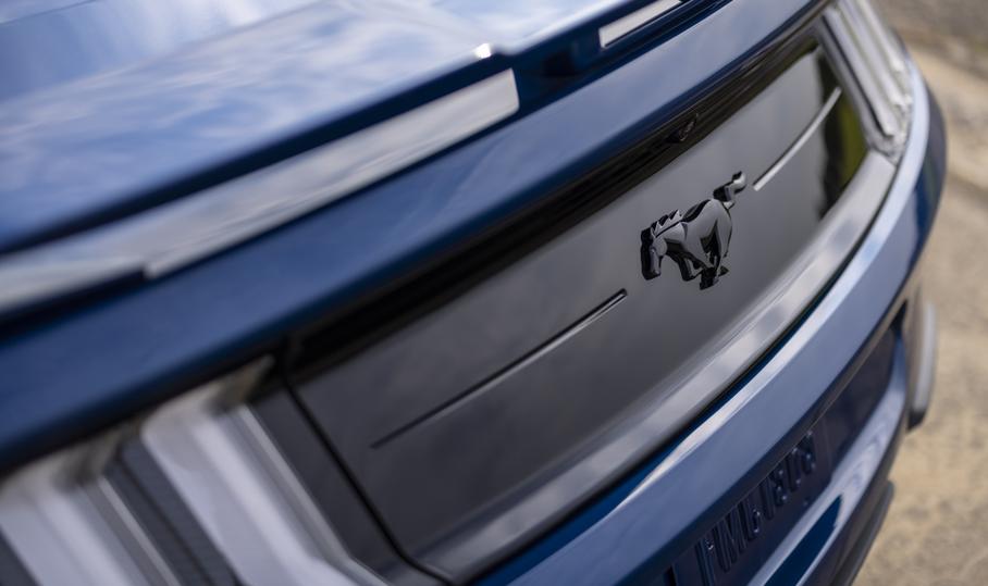 Ford раскрыл дату дебюта нового Mustang