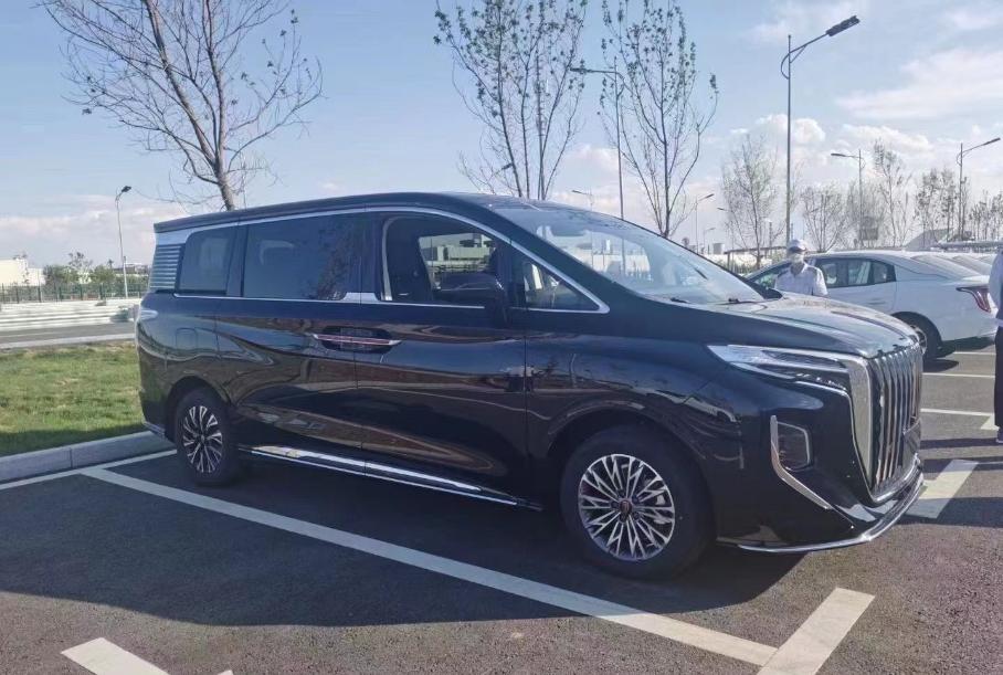 Hongqi HQ9