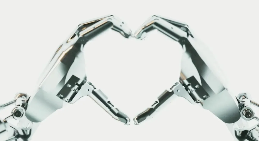 Tesla показала руки человекоподобного робота Optimus
