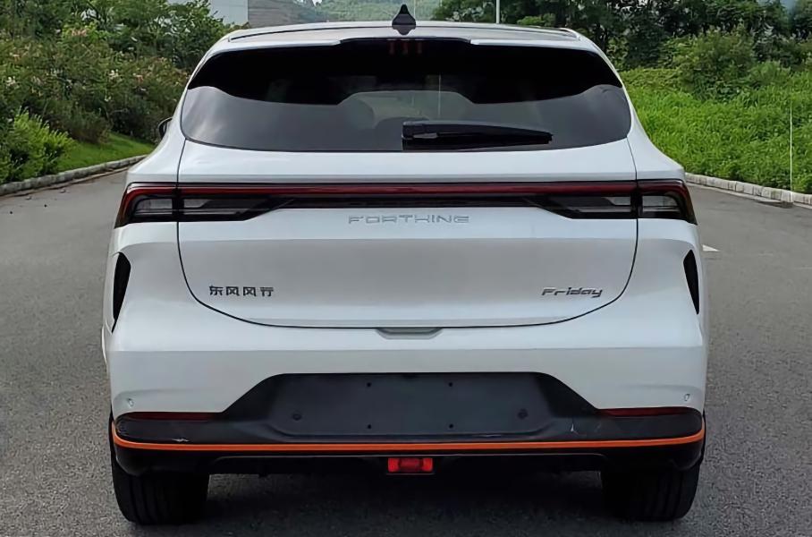 Dongfeng назовет новый электрокар в честь самого лучшего дня недели