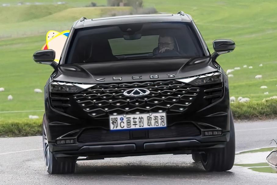 Первый взгляд на новый флагманский кроссовер Chery Tiggo 9