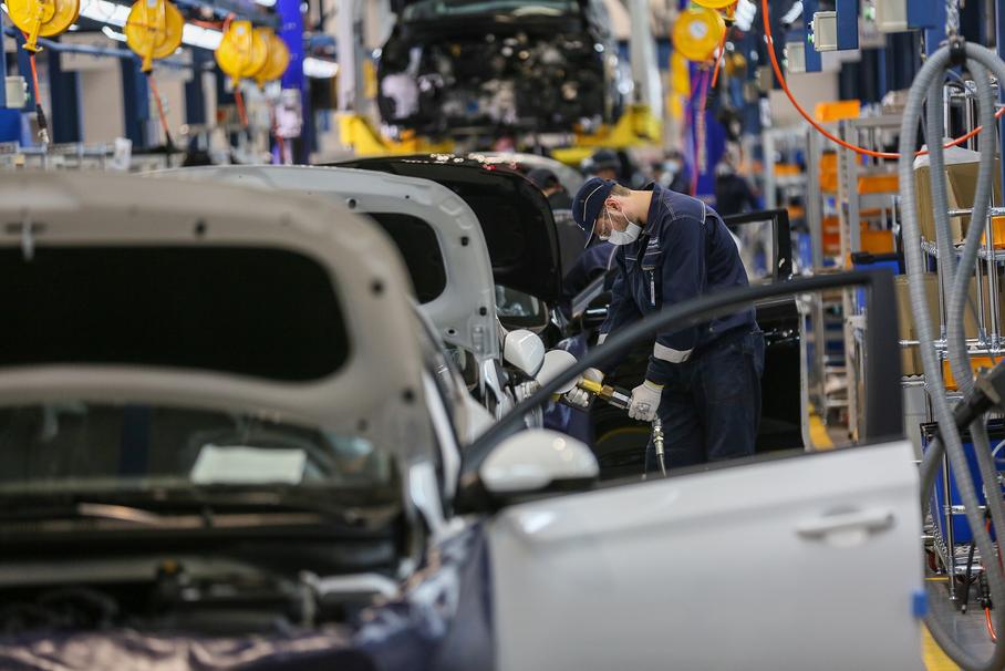 В Казахстане остановлена сборка Hyundai Solaris и Creta. Не хватает деталей из России