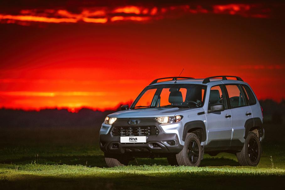 Теперь официально: объявлены цены на «антикризисную» Lada Niva Travel