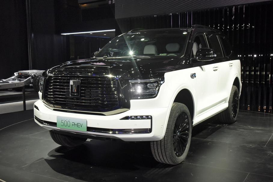 Конкурент Land Cruiser от Great Wall стал в 2,5 раза экономичнее