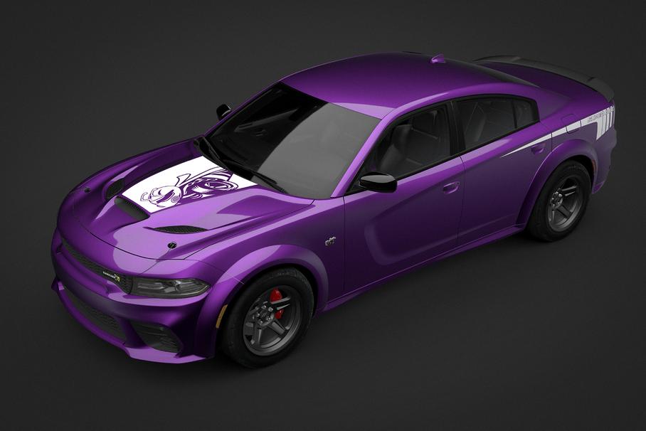 Dodge выпустит лимитированный Charger Super Bee с шинами для дрэг-рейсинга