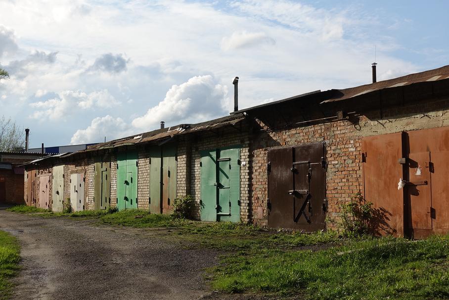 У российских автовладельцев могут отобрать гаражи. И вот почему 