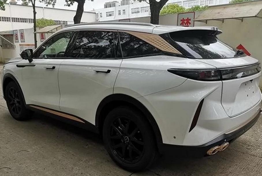 Раскрыт кроссовер Exeed с «автоматом», который ждут в России
