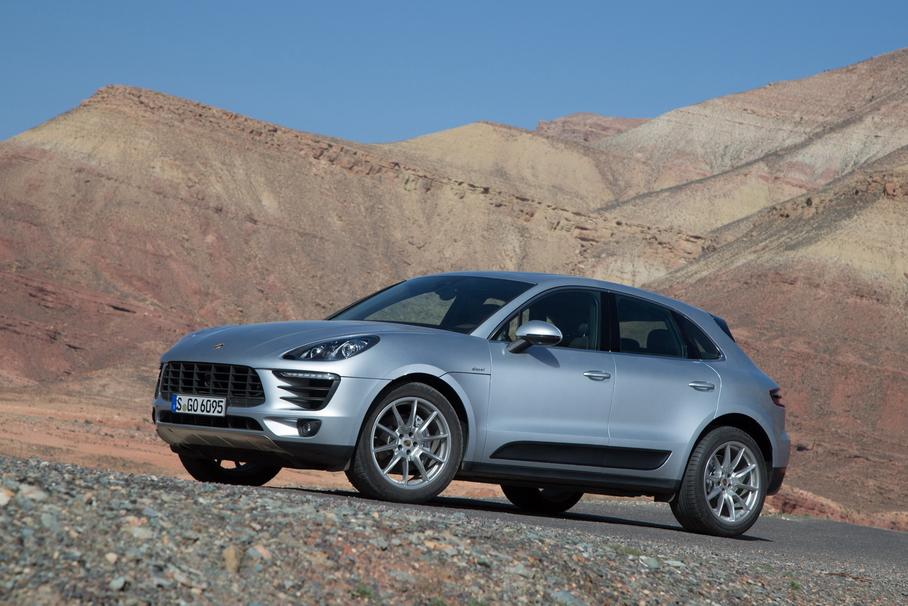 Porsche отзовёт почти 200 тысяч машин из-за проблем с фарами