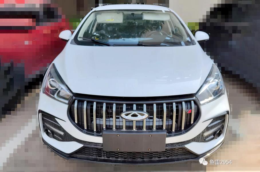 Посмотрите на обновленный седан Chery, который ждут в России