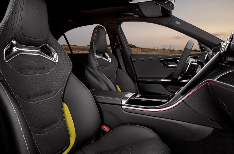 Новый Mercedes-AMG C 63 S 4Matic+ во всех подробностях