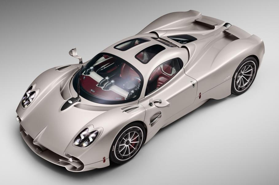 Pagani изучала возможность сделать Utopia гибридом