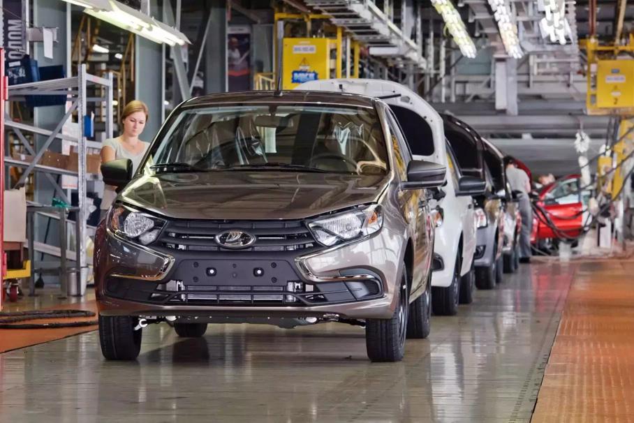 АвтоВАЗ наберёт новых сотрудников во время регионального автопробега 
