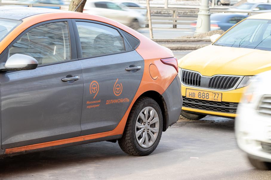 АвтоВАЗ хочет запретить «нелокализованные» машины в такси и каршеринге