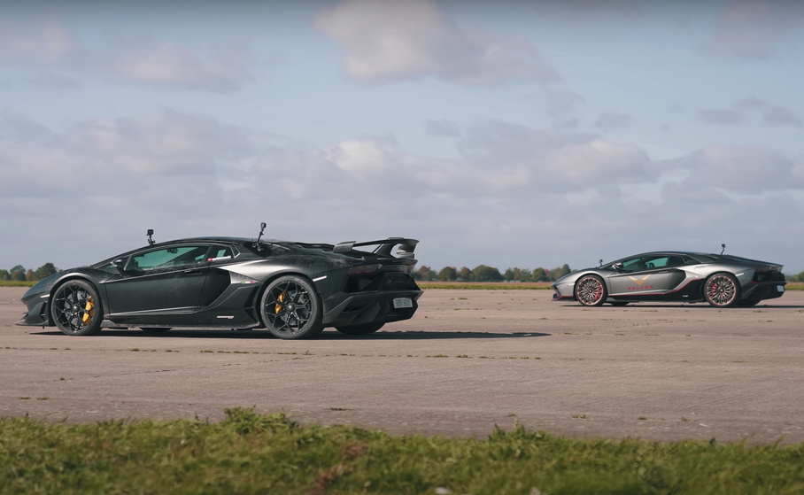 Aventador Ultimae и Aventador SVJ сравнили в гонке по прямой