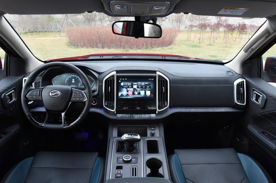 Интерьер ZX Weishi 1949, autohome.com.cn